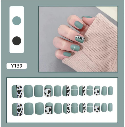 O.TWO.O Nails (With Press on Glue) 24 tips – Y139
