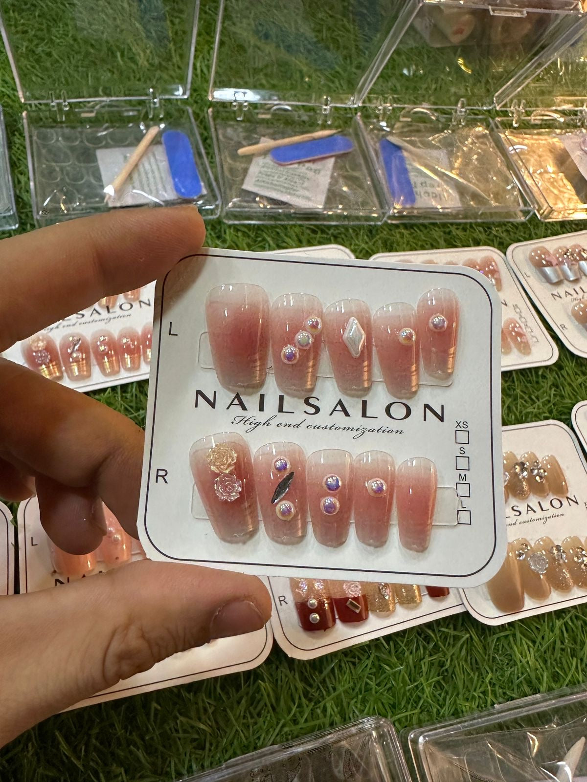 Nail saloon