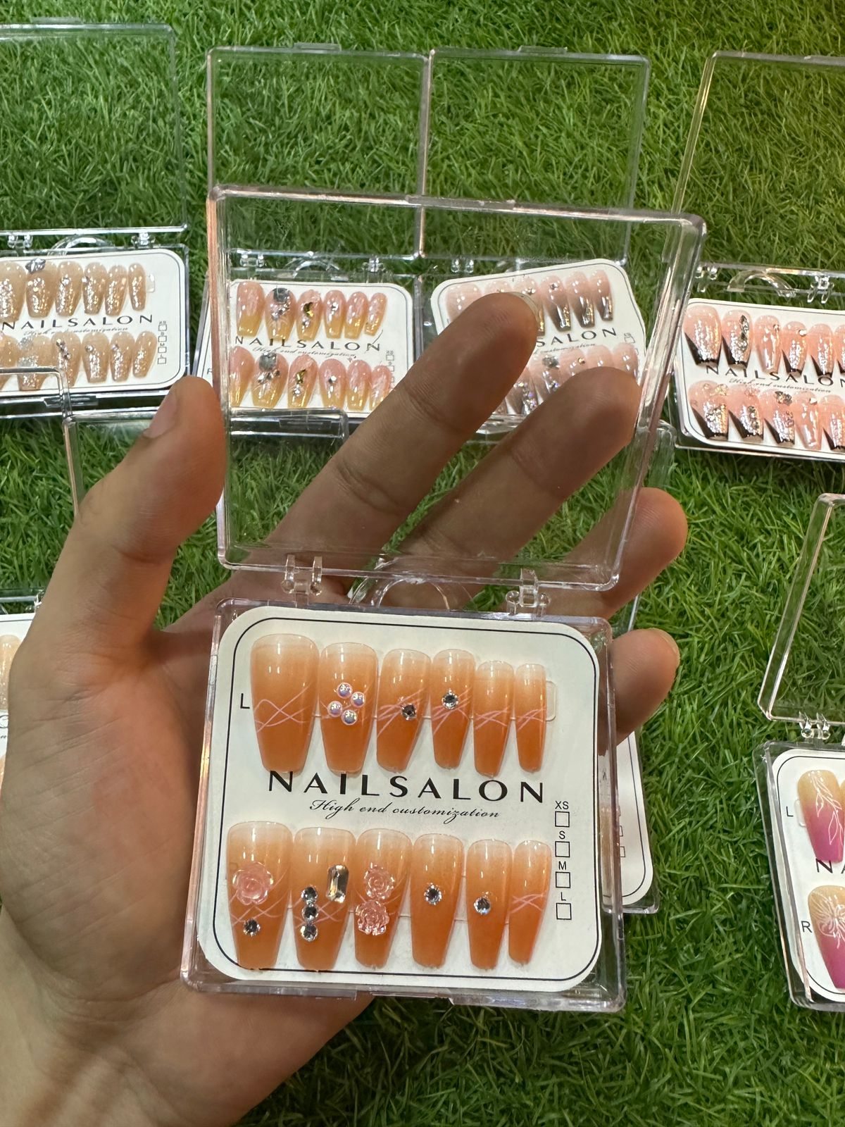 Nail saloon