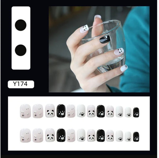 O.TWO.O Nails (With Press on Glue) 24 tips – Y174